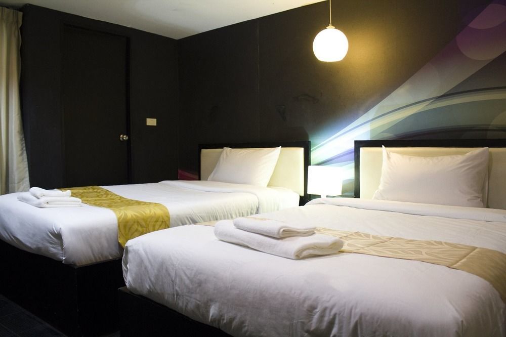 S30 Hotel 3*